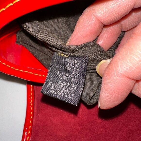 Fendi red patent leather tote - Picture 10 of 14